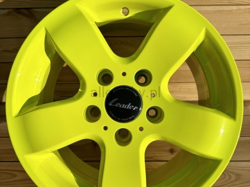 TRANSPARENT YELLOW FARBA PROSZKOWA EPS1CYELLOW 2-528 EKSPOZYCJA SŁOŃCE.JPG